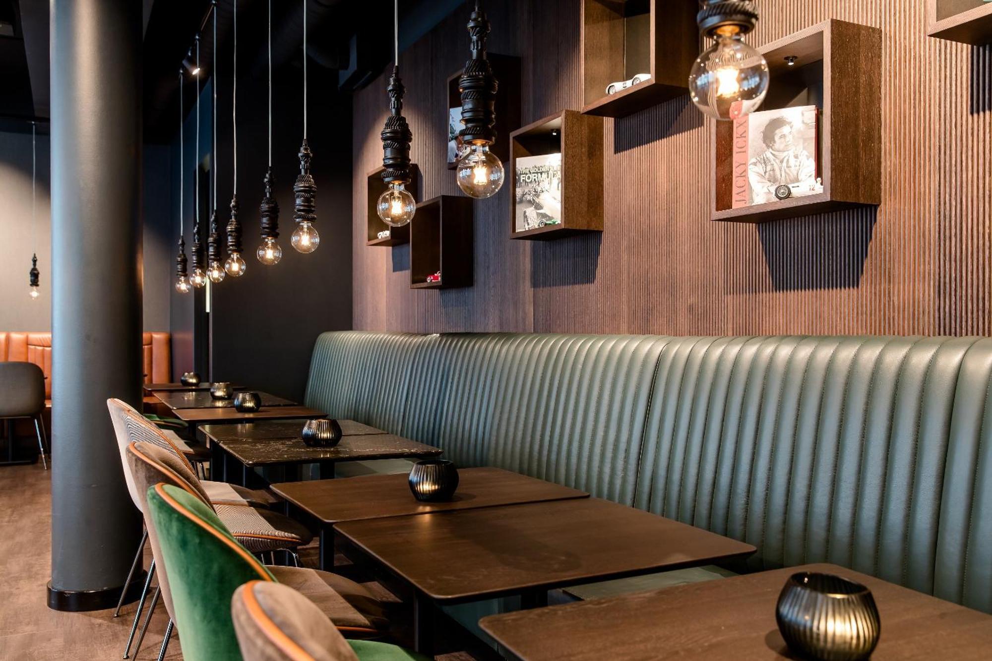 Motel One Frankfurt-Eastside Франкфурт-на-Майне Экстерьер фото