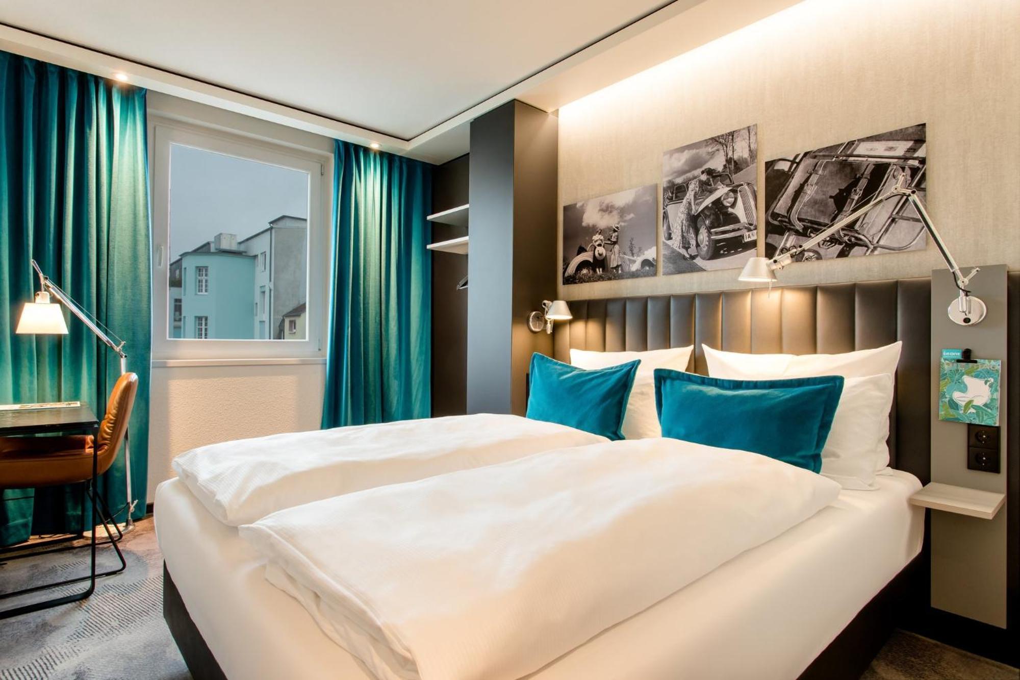 Motel One Frankfurt-Eastside Франкфурт-на-Майне Экстерьер фото