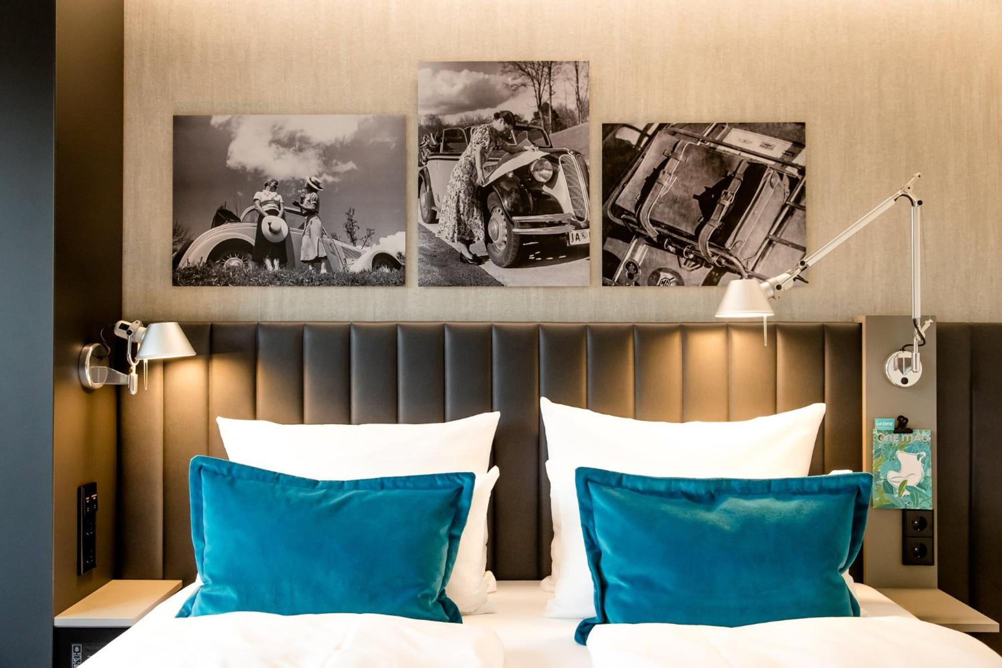 Motel One Frankfurt-Eastside Франкфурт-на-Майне Экстерьер фото